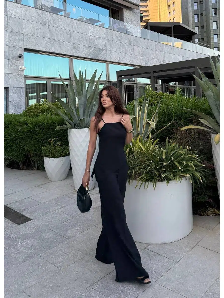 Kadın Beli Lastikli Palazzo Pantolon Askılı Yırtmaçlı Bluz Asimetrik Kesim Modal Takım - Siyah