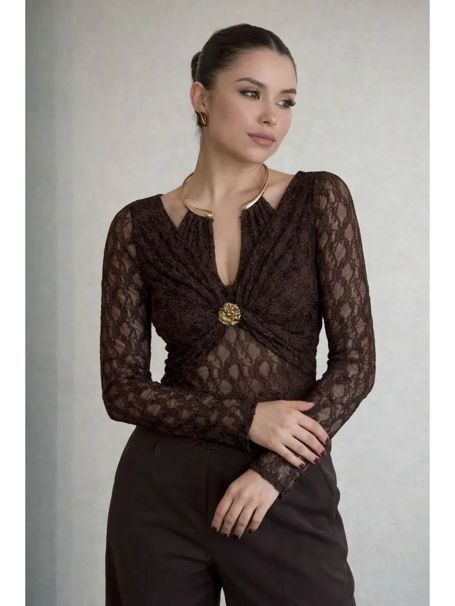 Kadın Damla Yaka Gold Detay Dantel Tasarım Bluz