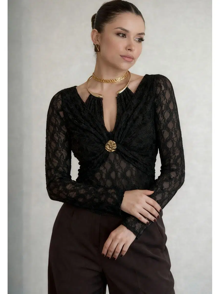 Kadın Damla Yaka Gold Detay Dantel Tasarım Bluz - Siyah