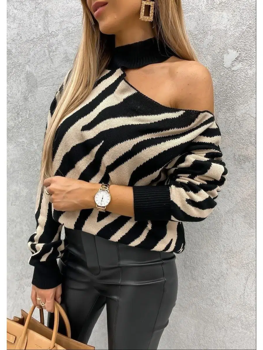 Kadın Omuz Detaylı Desenli Triko Kazak (Renk Seçenekli)