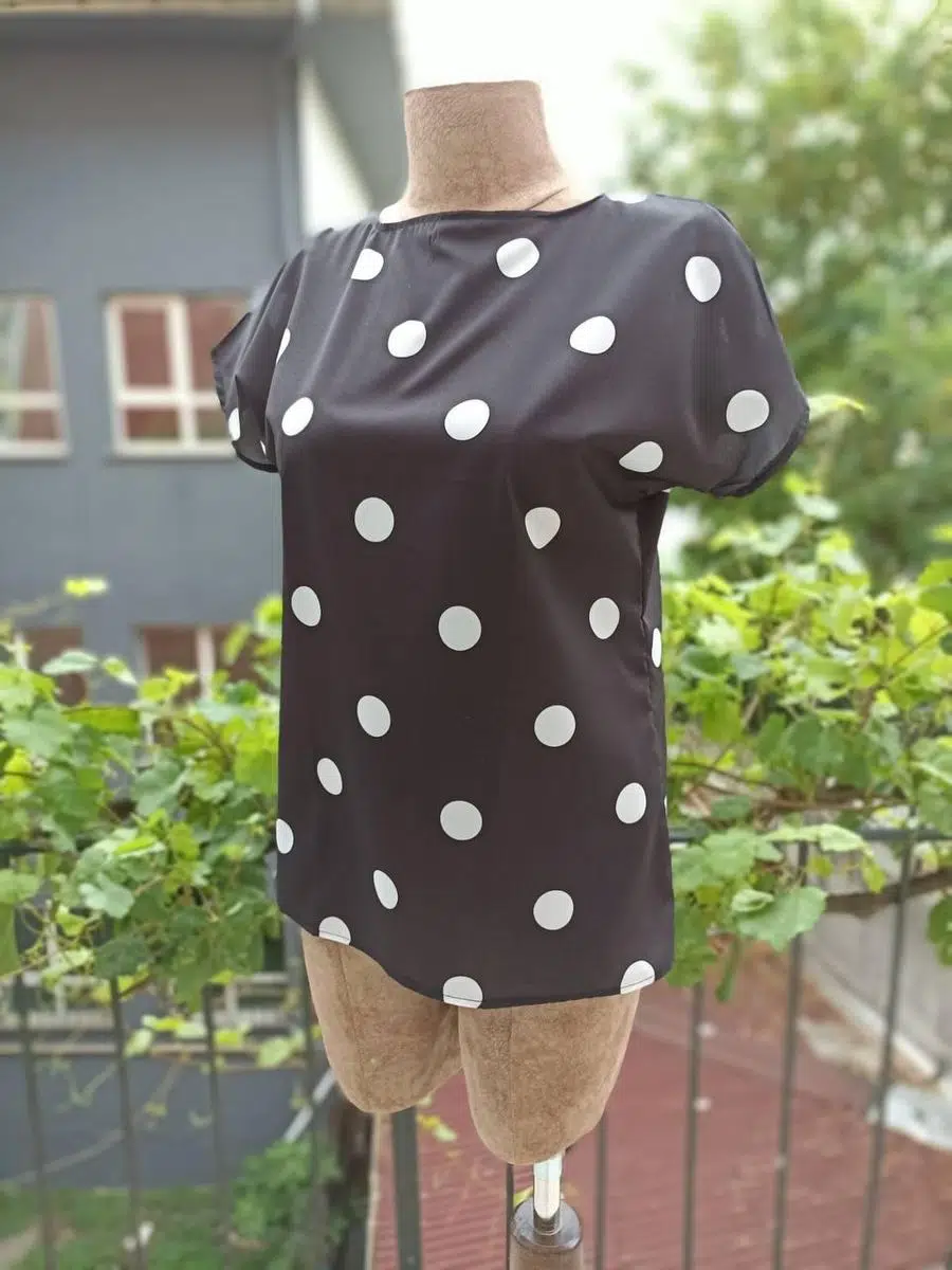 Kadın Puantiyeli Moskrep Kumaş Basic Bluz (Renkli)