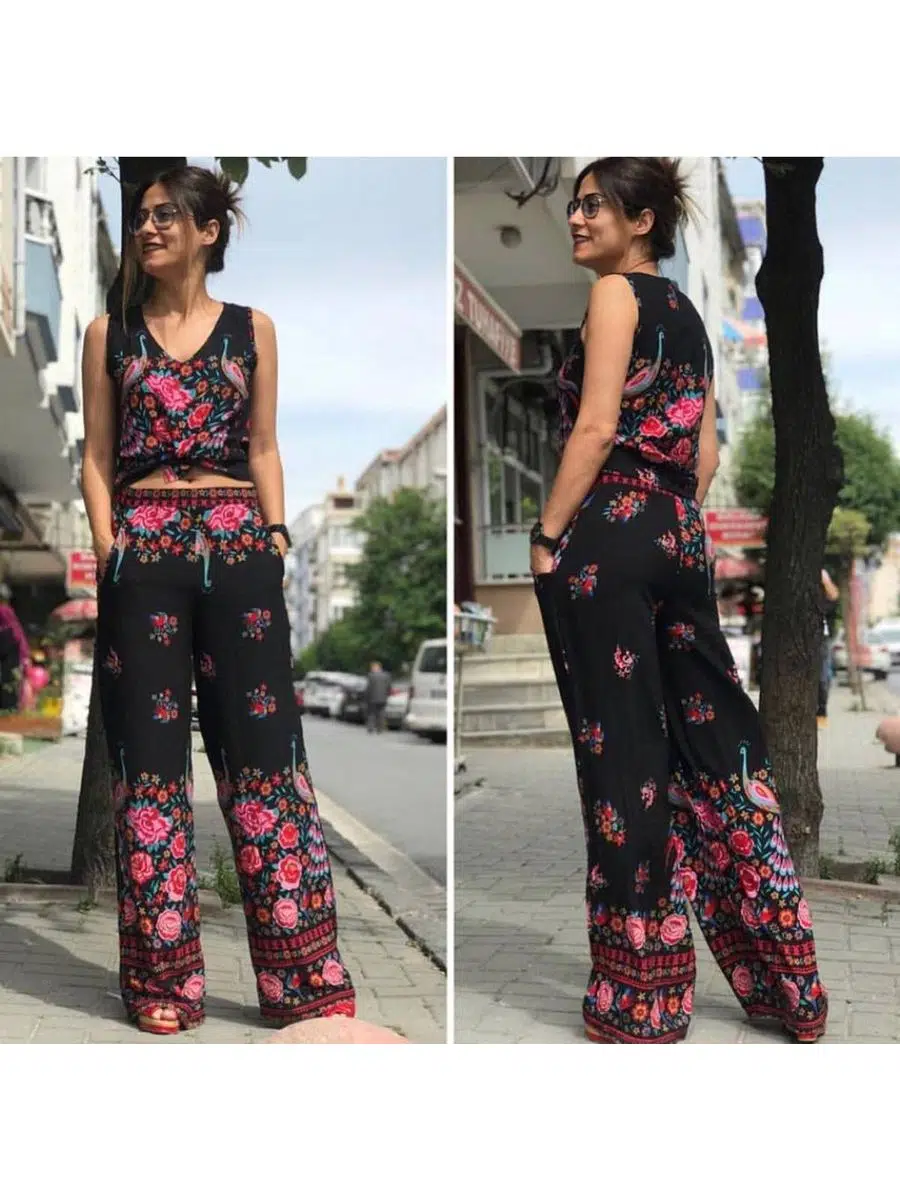 Kadın Tavus Kuşu Desenli İkili Takım